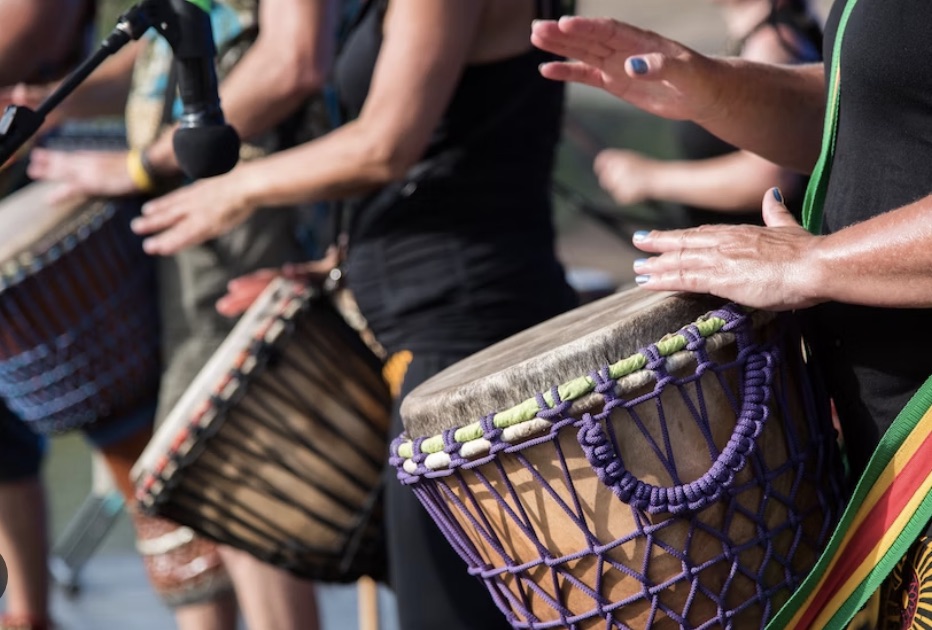 drumming image