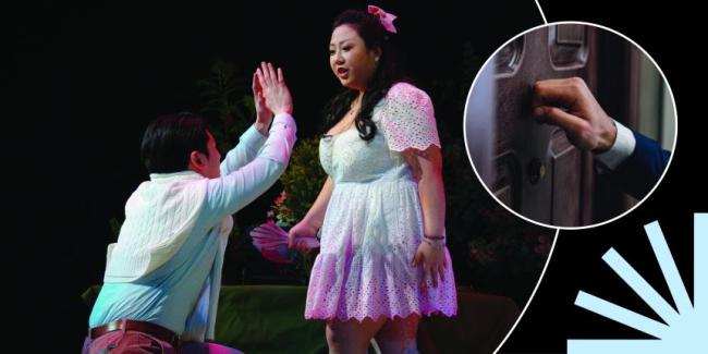 Photo from "La finta giardiniera" by Mozart with a man begging a woman for forgiveness; hand knocking on door; photos in circles over black background with light blue spark.