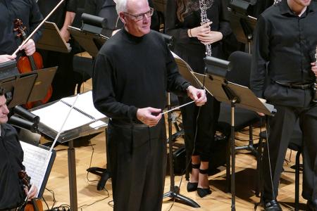 Mark Cedel with the UGA Symphony Orchestra during the 2015 production of "The Merry Widow"